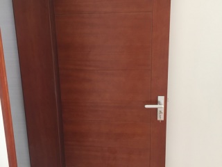 成品门及墙纸铺贴
