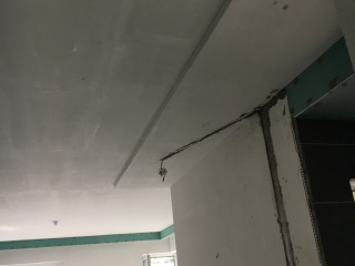 水、电管开槽施作