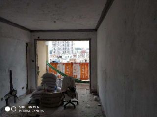 水、电管开槽施作