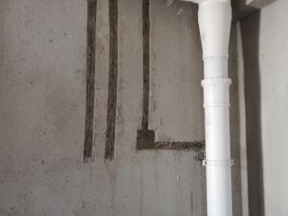 水、电管开槽施作