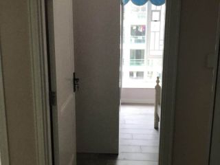 成品门及墙纸铺贴