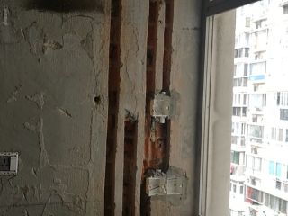 水、电管开槽施作