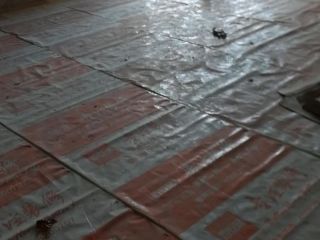 地砖铺贴及地面找平施作