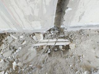 水、电管开槽施作