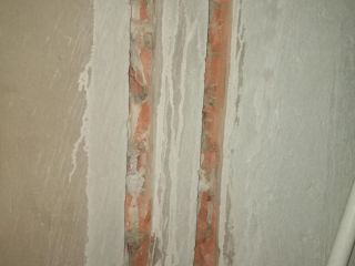 水、电管开槽施作