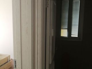 套装门、踢脚线安装