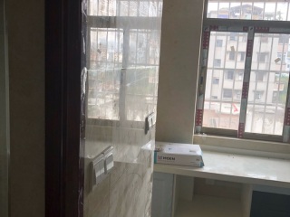 厨房、卫生间墙砖施作