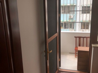 成品门及墙纸铺贴