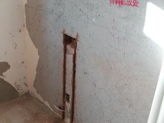 水、电管开槽施工
