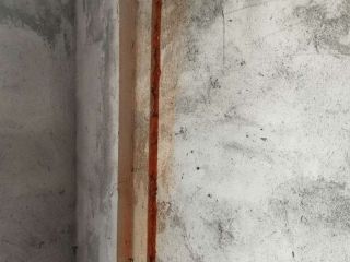 水、电管开槽施作