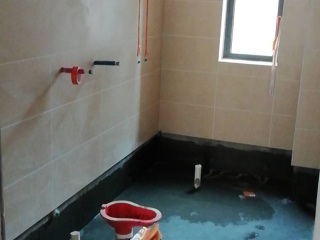 厨房、卫生间墙砖施作