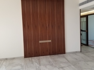 成品门及墙纸铺贴