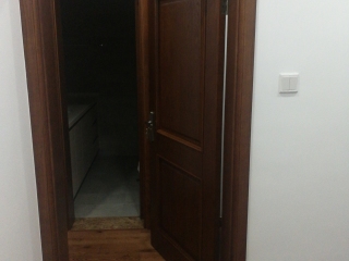 成品门及墙纸铺贴
