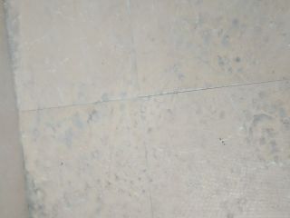 地砖铺贴及地面找平施作