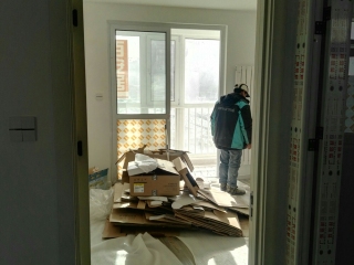 成品门及墙纸铺贴