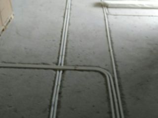 水、电管开槽施作