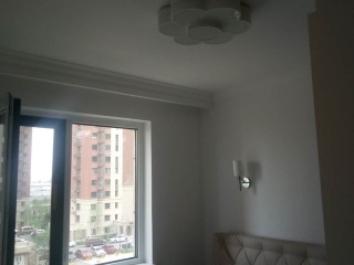 成品门及墙纸铺贴