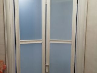 成品门及墙纸铺贴
