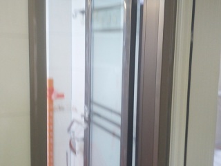 成品门及墙纸铺贴
