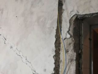 水、电管开槽施作