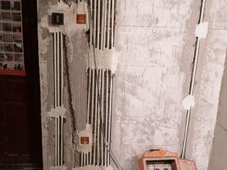 强、弱电路穿线施作
