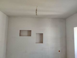 墙、顶面腻子批嵌