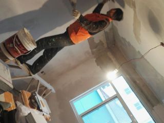 墙、顶面腻子批嵌