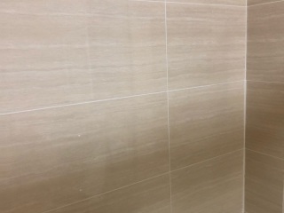 厨房、卫生间墙砖施作