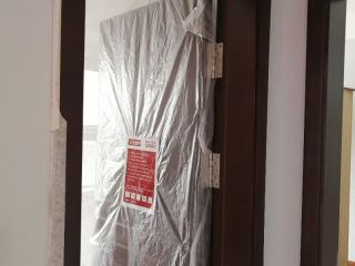 成品门及墙纸铺贴