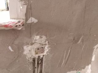 水、电管开槽施作