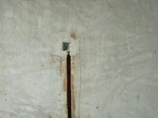 水、电管开槽施作