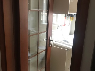 成品门及墙纸铺贴