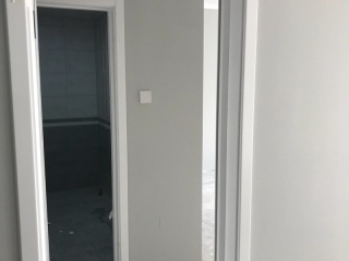 成品门及墙纸铺贴