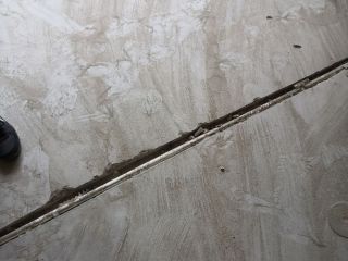 水、电管开槽施作