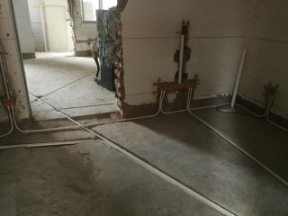 水电线管开槽施工