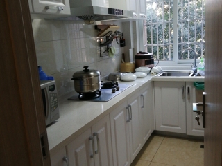 集成吊顶及橱柜柜体安装