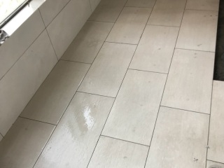 厨房、卫生间墙砖施作