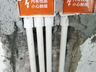 强、弱电路穿线施作