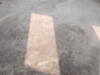 地砖铺贴及地面找平施作