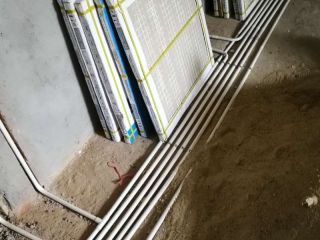 水、电管开槽施作