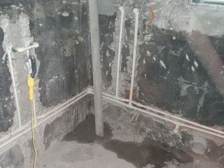 水、电管开槽施作