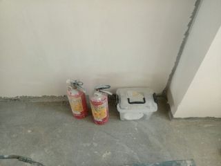 墙、顶面乳胶漆及墙纸铺贴