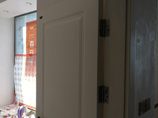 成品门及墙纸铺贴