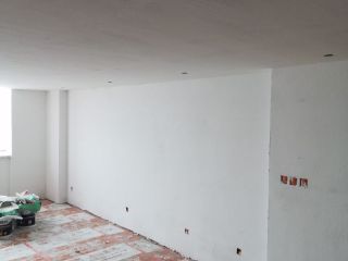 墙、顶面腻子批嵌