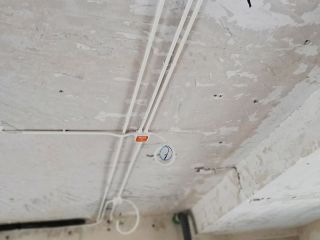 强、弱电路穿线施作