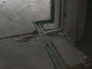 水、电管开槽施作