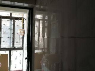 厨房、卫生间墙砖施作
