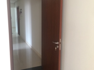 成品门及墙纸铺贴