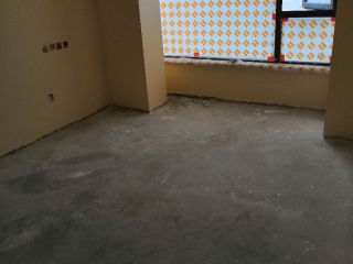 地砖铺贴及地面找平施作