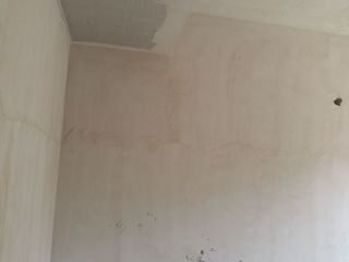 墙、顶面腻子批嵌